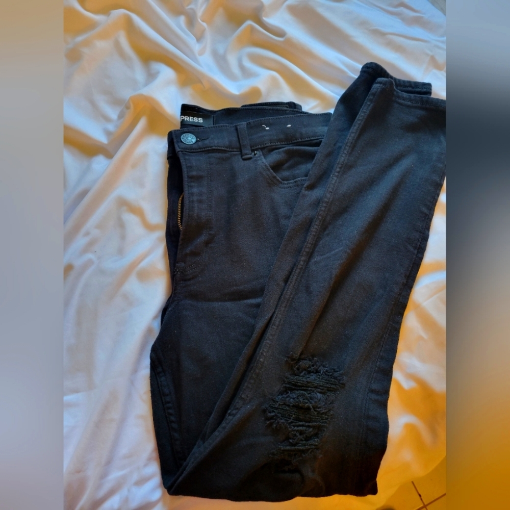 Black ripped jeans